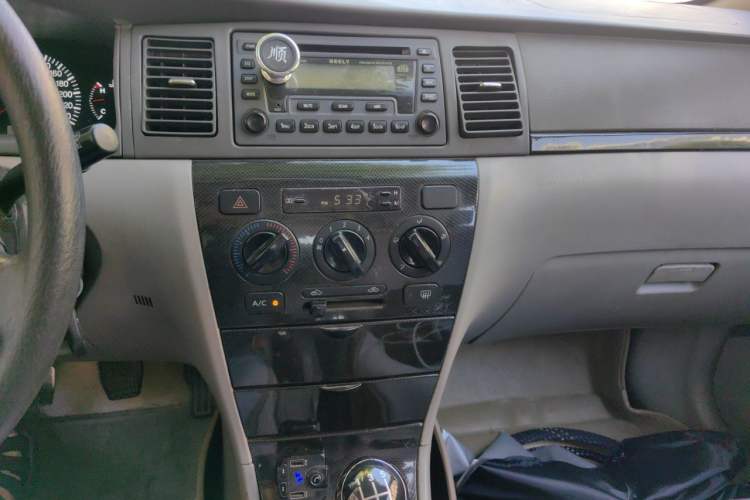 Used Geely Auto Vision 2011 1.5L Comfort Version Audio And AC Panel