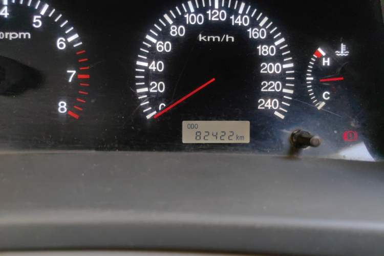 Used Geely Auto Vision 2011 1.5L Comfort Version Odometer Close Up