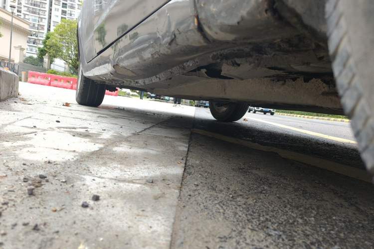Used Geely Auto Vision 2011 1.5L Sunroof Version Chassis Front Right