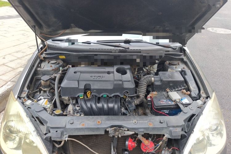 Used Geely Auto Vision 2011 1.5L Sunroof Version Engine Bay