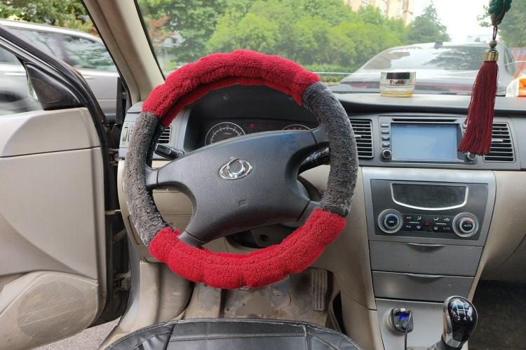 Used Geely Auto Vision 2011 1.5L Sunroof Version Steering Wheel