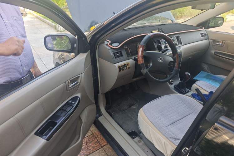 Used Geely Auto Vision 2012 1.5L CVVT Standard Edition Driver Seat