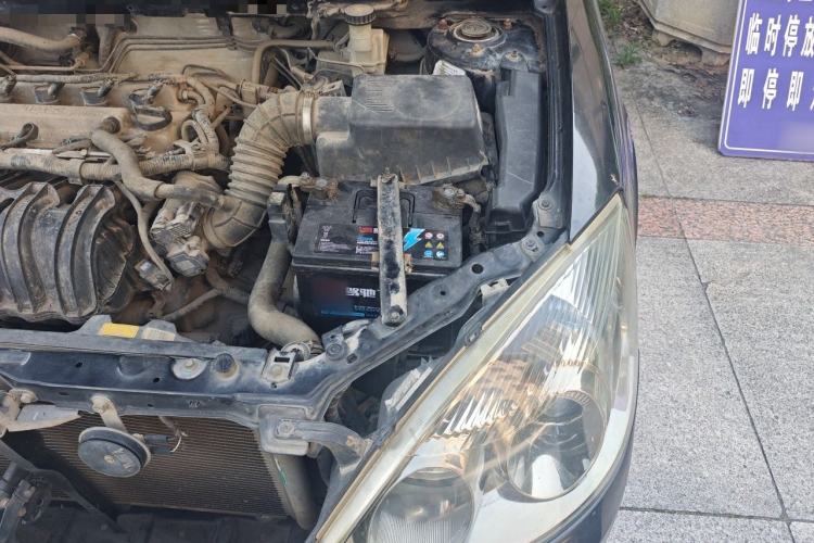 Used Geely Auto Vision 2012 1.5L CVVT Standard Edition Engine Bay Left