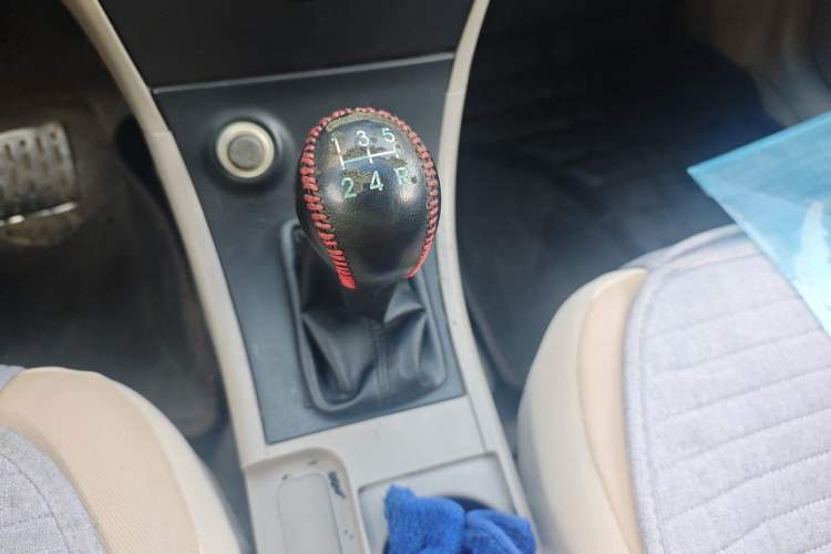 Used Geely Auto Vision 2012 1.5L CVVT Standard Edition Gear Lever