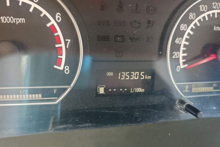 Used Geely Auto Vision 2012 1.5L CVVT Standard Edition Odometer Close Up