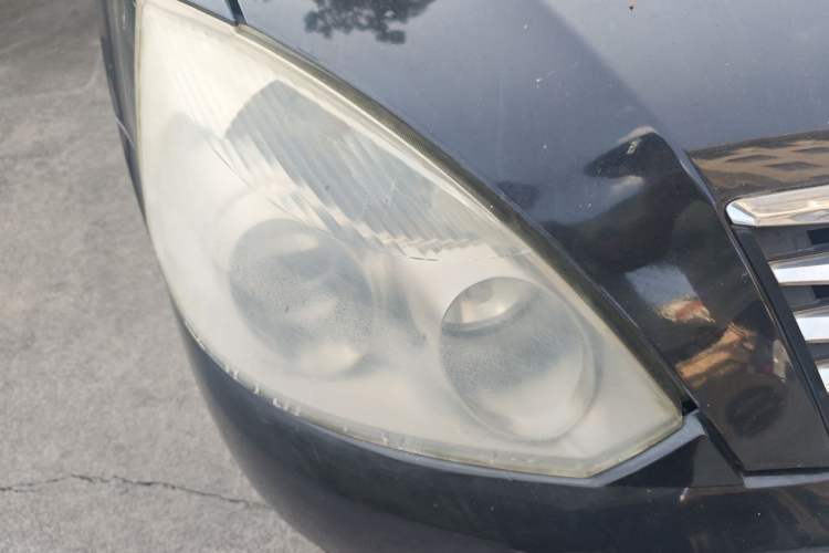 Used Geely Auto Vision 2012 1.5L CVVT Standard Edition Right Front Headlight