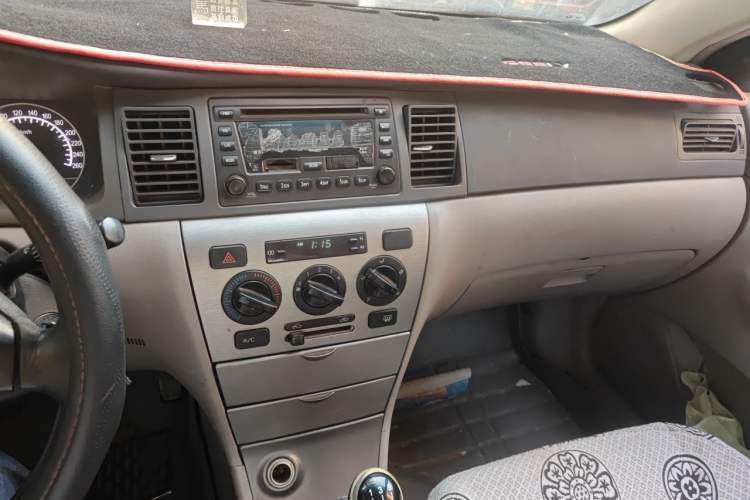Used Geely Auto Vision 2012 1.5L CVVT Comfort Edition Audio And AC Panel