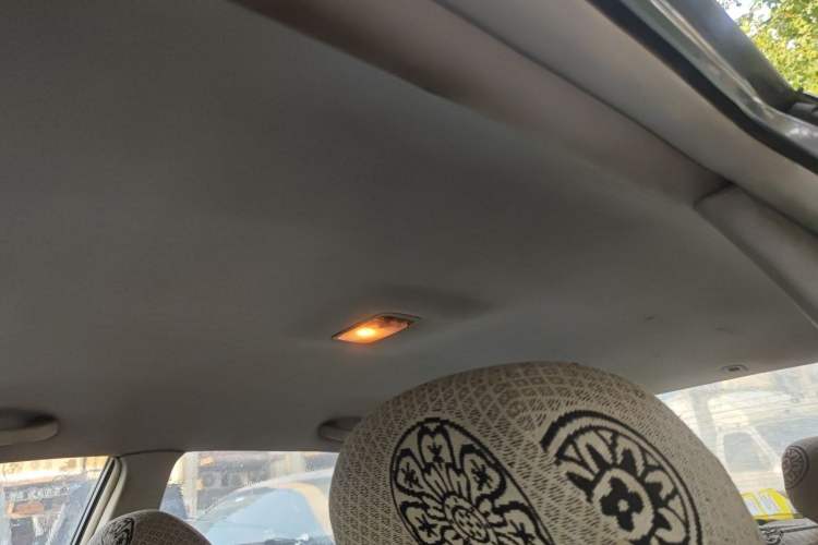Used Geely Auto Vision 2012 1.5L CVVT Comfort Edition Headliner