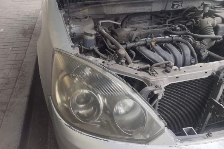 Used Geely Auto Vision 2012 1.5L CVVT Comfort Edition Engine Bay Right