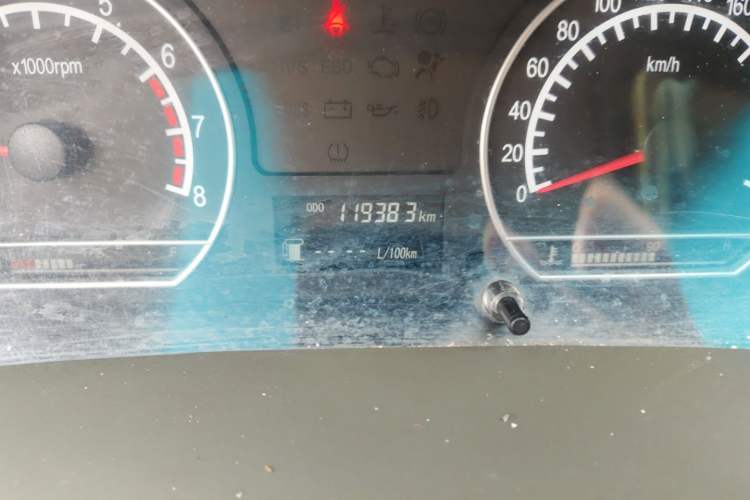 Used Geely Auto Vision 2012 1.5L CVVT Comfort Edition Odometer Close Up