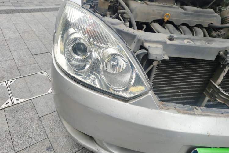 Used Geely Auto Vision 2012 1.5L CVVT Comfort Edition Right Front Headlight
