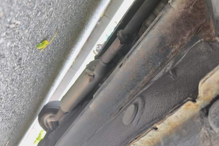 Used Geely Auto Vision 2013 1.5L Manual Comfort Model Chassis Front Left