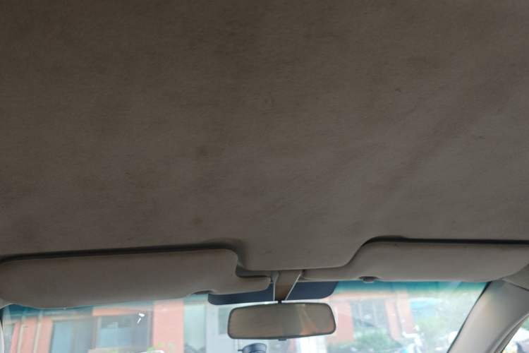 Used Geely Auto Vision 2013 1.5L Manual Comfort Model Headliner