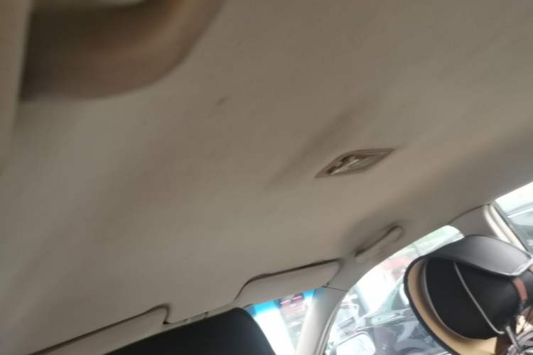 Used Geely Auto Vision 2013 1.5L Manual Comfort Model Headliner