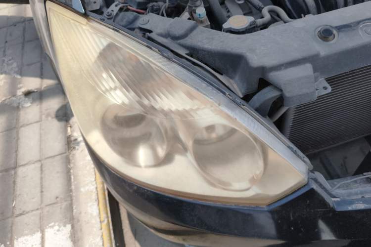 Used Geely Auto Vision 2013 1.5L Manual Comfort Model Right Front Headlight