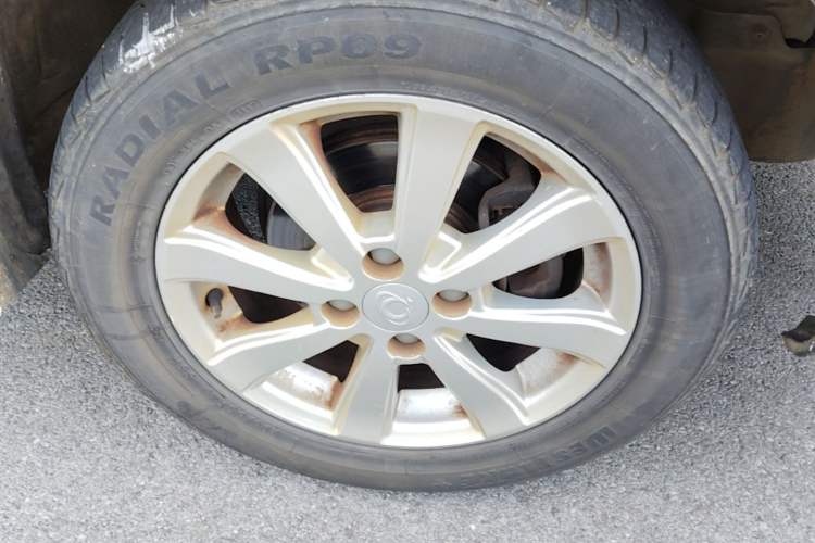 Used Geely Auto Vision 2013 1.5L Manual Comfort Model Right Front Wheel Hub