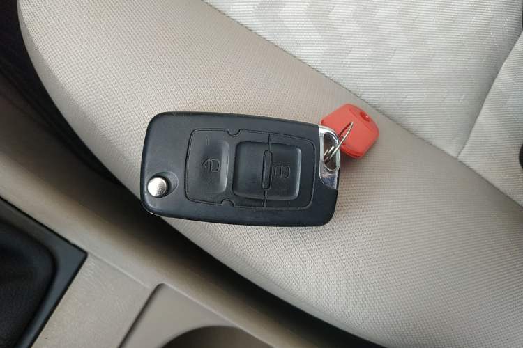 Used Geely Auto Vision 2013 1.5L Manual Comfort Model Vehicle Key