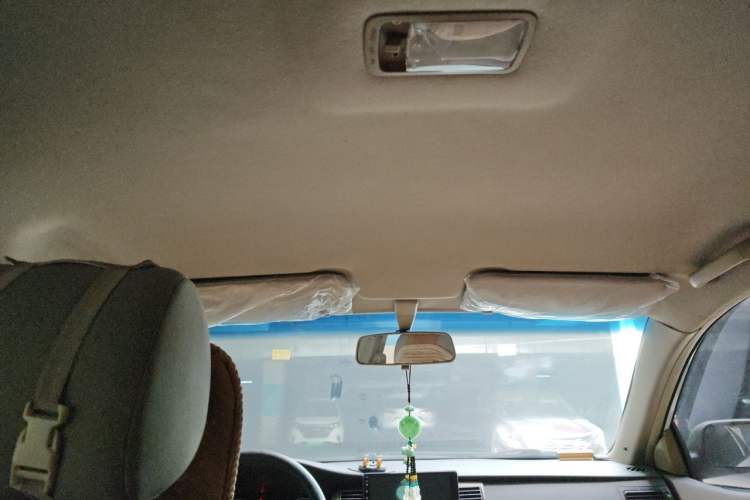 Used Geely Auto Vision 2013 1.5L Manual Comfort Model Headliner