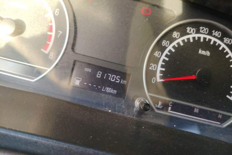 Used Geely Auto Vision 2013 1.5L Manual Comfort Model Odometer Close Up