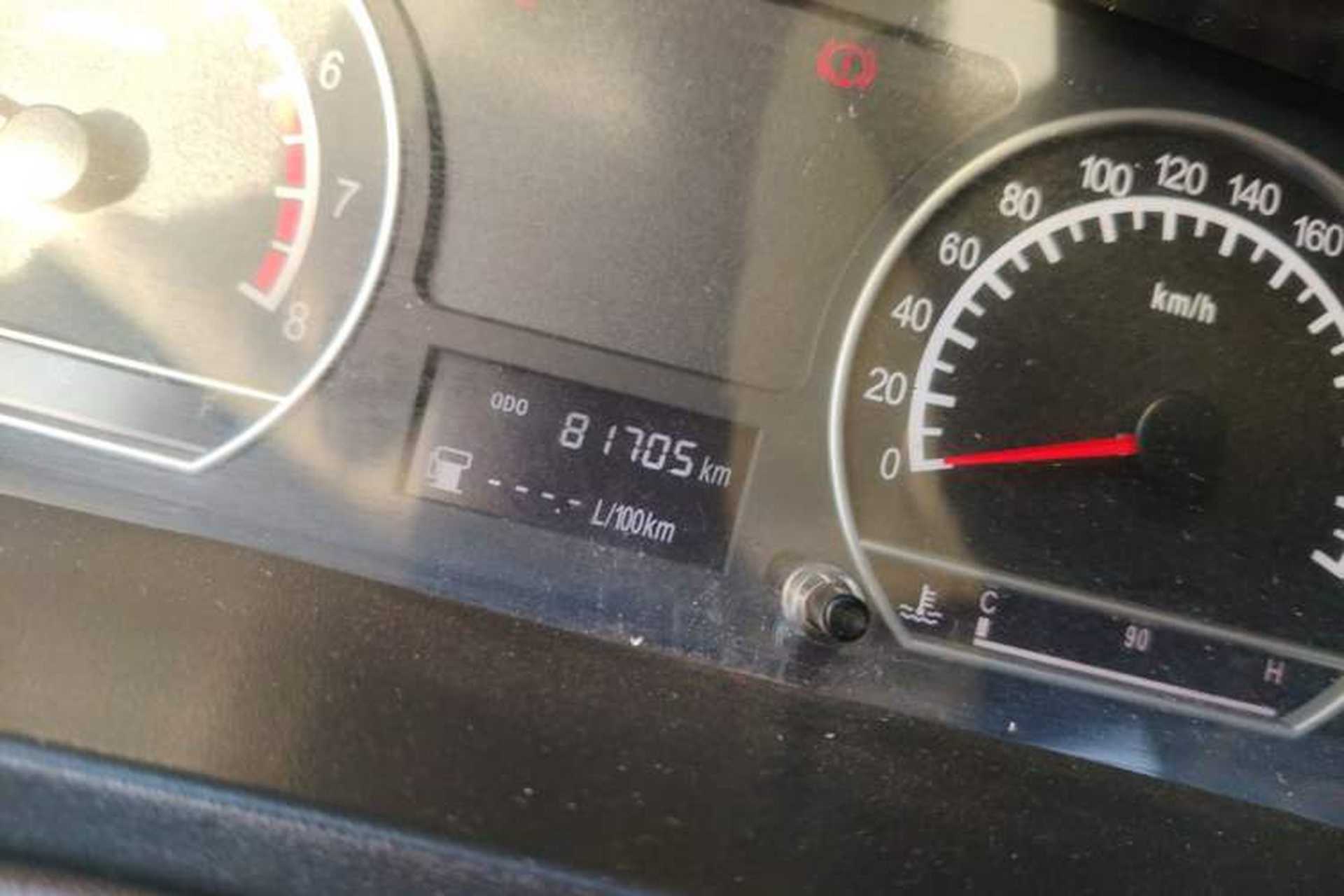 Used Geely Auto Vision 2013 1.5L Manual Comfort Model Odometer Close Up