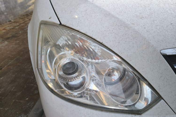 Used Geely Auto Vision 2013 1.5L Manual Comfort Model Right Front Headlight
