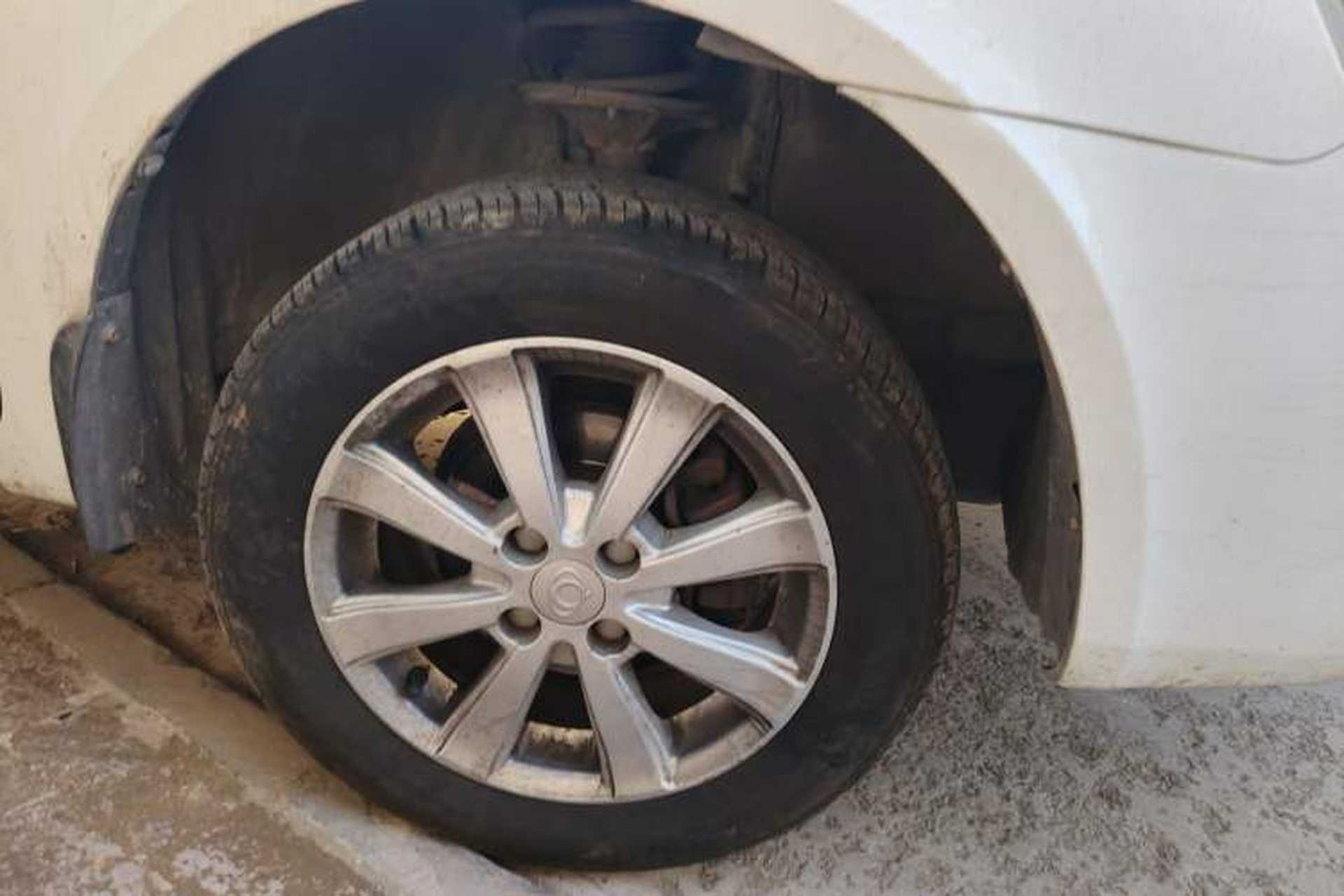 Used Geely Auto Vision 2013 1.5L Manual Comfort Model Right Front Wheel Hub