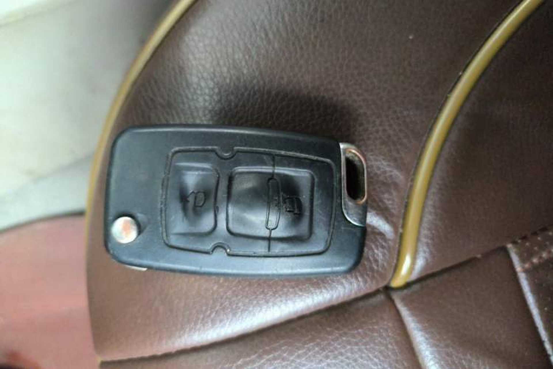 Used Geely Auto Vision 2013 1.5L Manual Comfort Model Vehicle Key