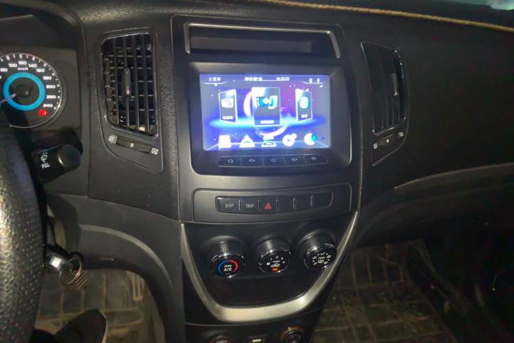 Used Geely Auto Vision 2015 1.5L Manual Happiness Edition Audio And AC Panel