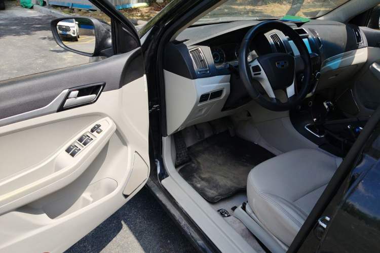 Used Geely Auto Vision 2015 1.5L Manual Elite Model Driver Seat