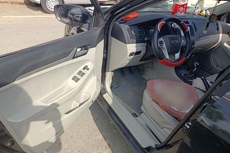 Used Geely Auto Vision 2015 1.5L Manual Elite Model Driver Seat