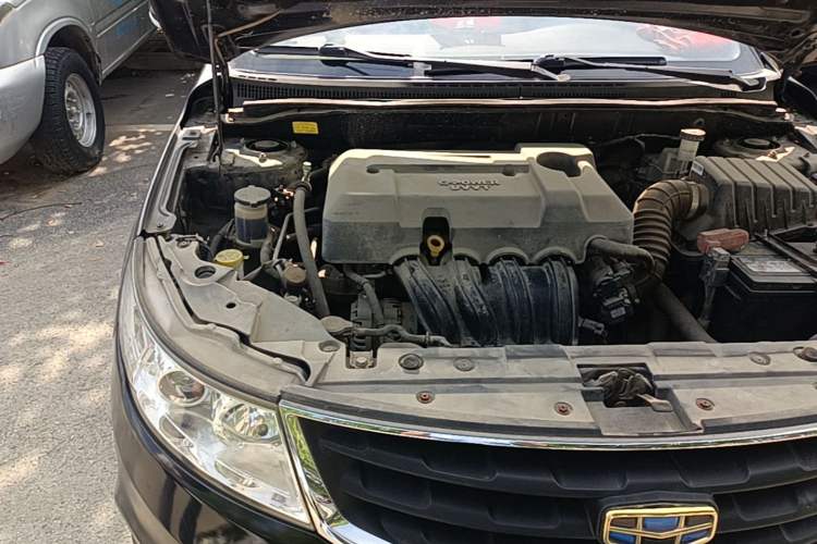 Used Geely Auto Vision 2015 1.5L Manual Elite Model Engine Bay Right