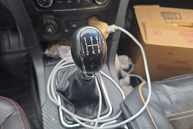 Used Geely Auto Vision 2015 1.5L Manual Happiness Edition Gear Lever