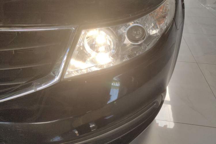 Used Geely Auto Vision 2015 1.5L Manual Happiness Edition Left Front Headlight