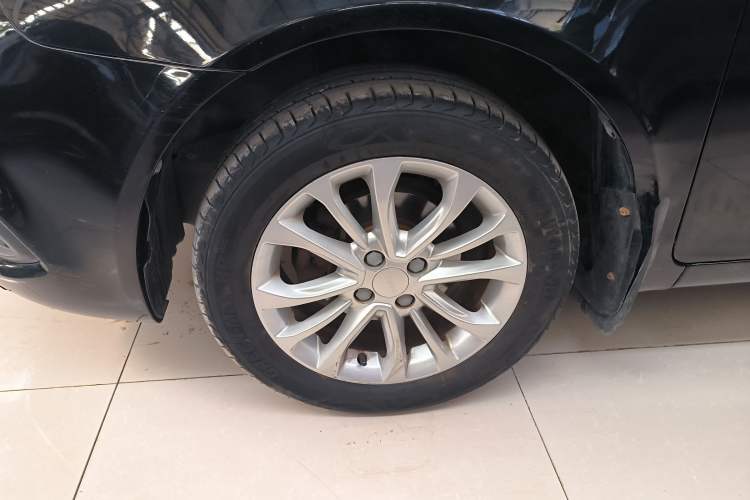 Used Geely Auto Vision 2015 1.5L Manual Happiness Edition Left Front Wheel Hub
