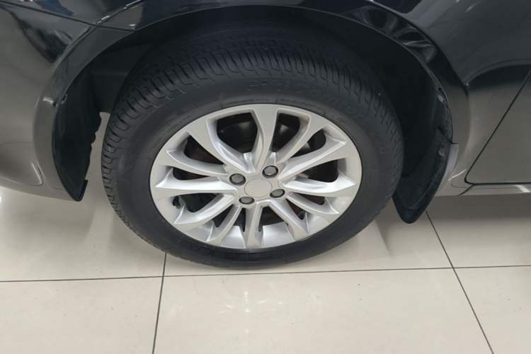 Used Geely Auto Vision 2015 1.5L Manual Elite Model Left Front Wheel Hub