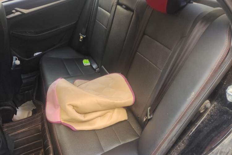 Used Geely Auto Vision 2015 1.5L Manual Happiness Edition Left Rear Seat