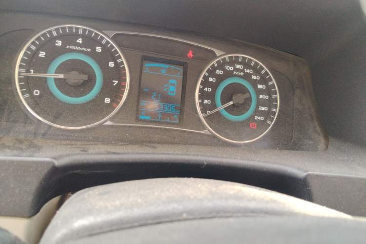 Used Geely Auto Vision 2015 1.5L Manual Elite Model Odometer Close Up