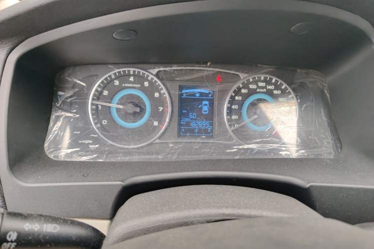 Used Geely Auto Vision 2015 1.5L Manual Elite Model Odometer Close Up