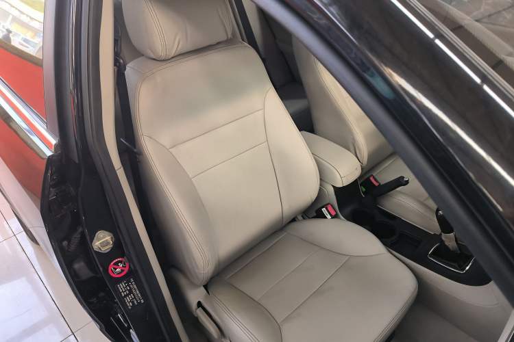 Used Geely Auto Vision 2015 1.5L Manual Happiness Edition Right Front Seat