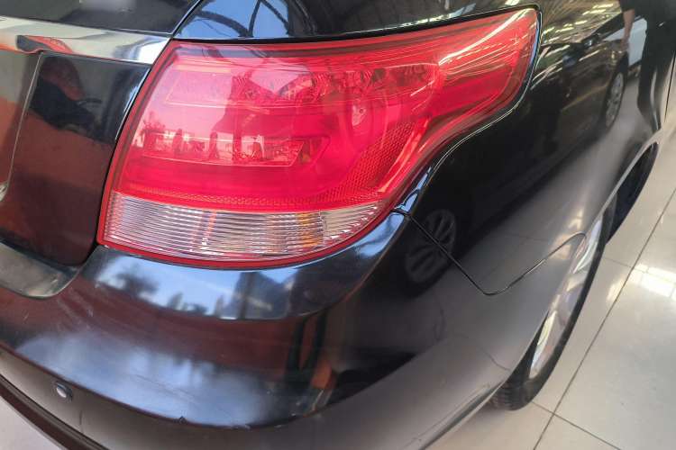Used Geely Auto Vision 2015 1.5L Manual Happiness Edition Right Rear Taillight