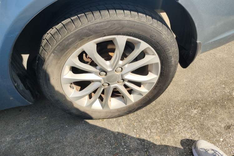 Used Geely Auto Vision 2015 1.5L Manual Elite Model Left Rear Wheel Hub