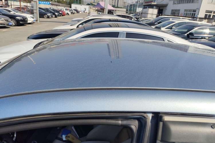 Used Geely Auto Vision 2015 1.5L Manual Elite Model Roof