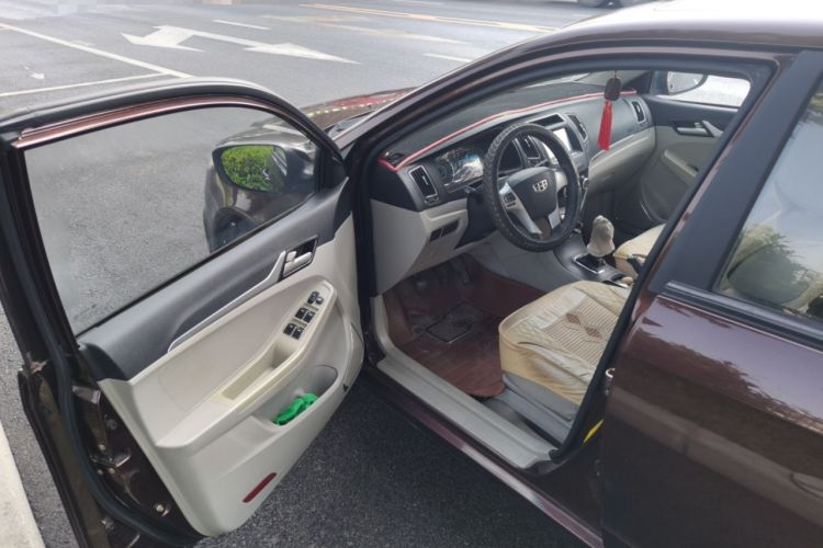 Used Geely Auto Vision 2015 1.5L Manual Elite Model Driver Seat