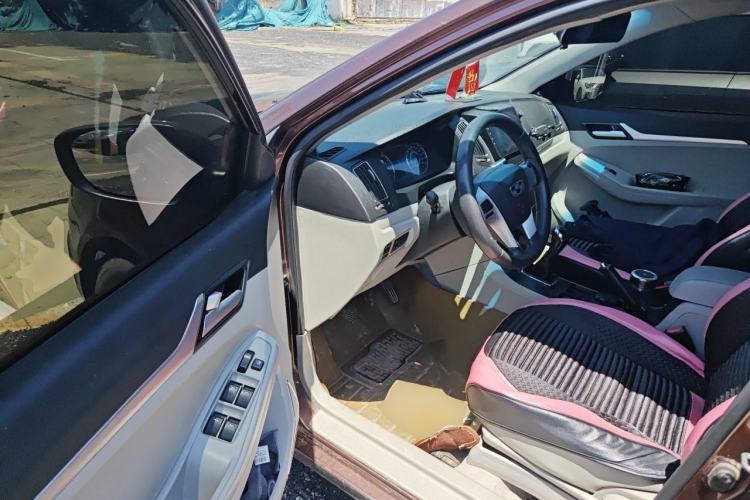 Used Geely Auto Vision 2015 1.5L Manual Elite Model Driver Seat