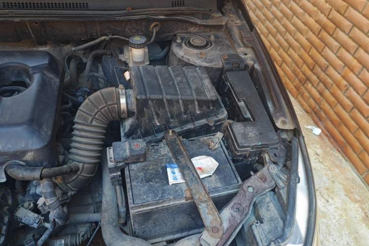 Used Geely Auto Vision 2015 1.5L Manual Happiness Edition Engine Bay Left