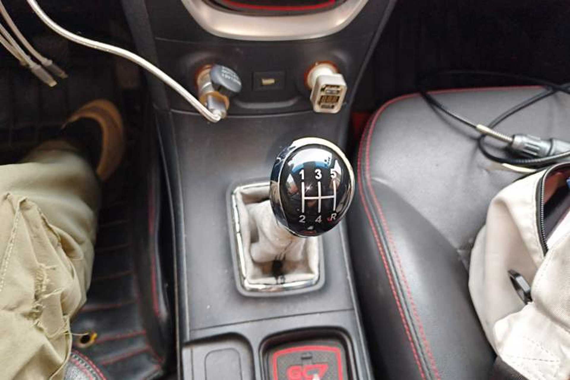 Used Geely Auto Vision 2015 1.5L Manual Happiness Edition Gear Lever