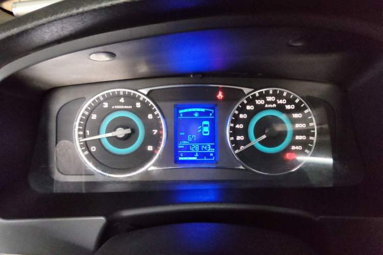 Used Geely Auto Vision 2015 1.5L Manual Happiness Edition Instrument Cluster