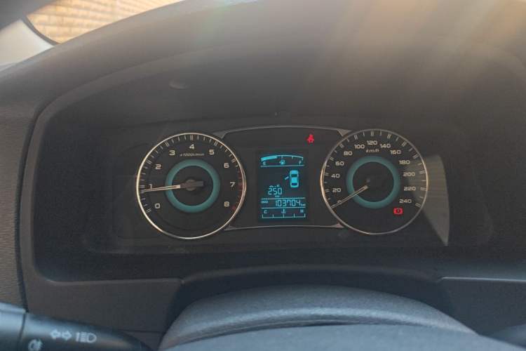 Used Geely Auto Vision 2015 1.5L Manual Happiness Edition Instrument Cluster
