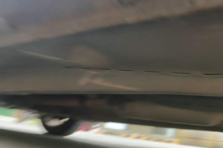 Used Geely Auto Vision 2015 1.5L Manual Elite Model Left Side Sill