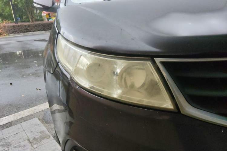 Used Geely Auto Vision 2015 1.5L Manual Elite Model Right Front Headlight